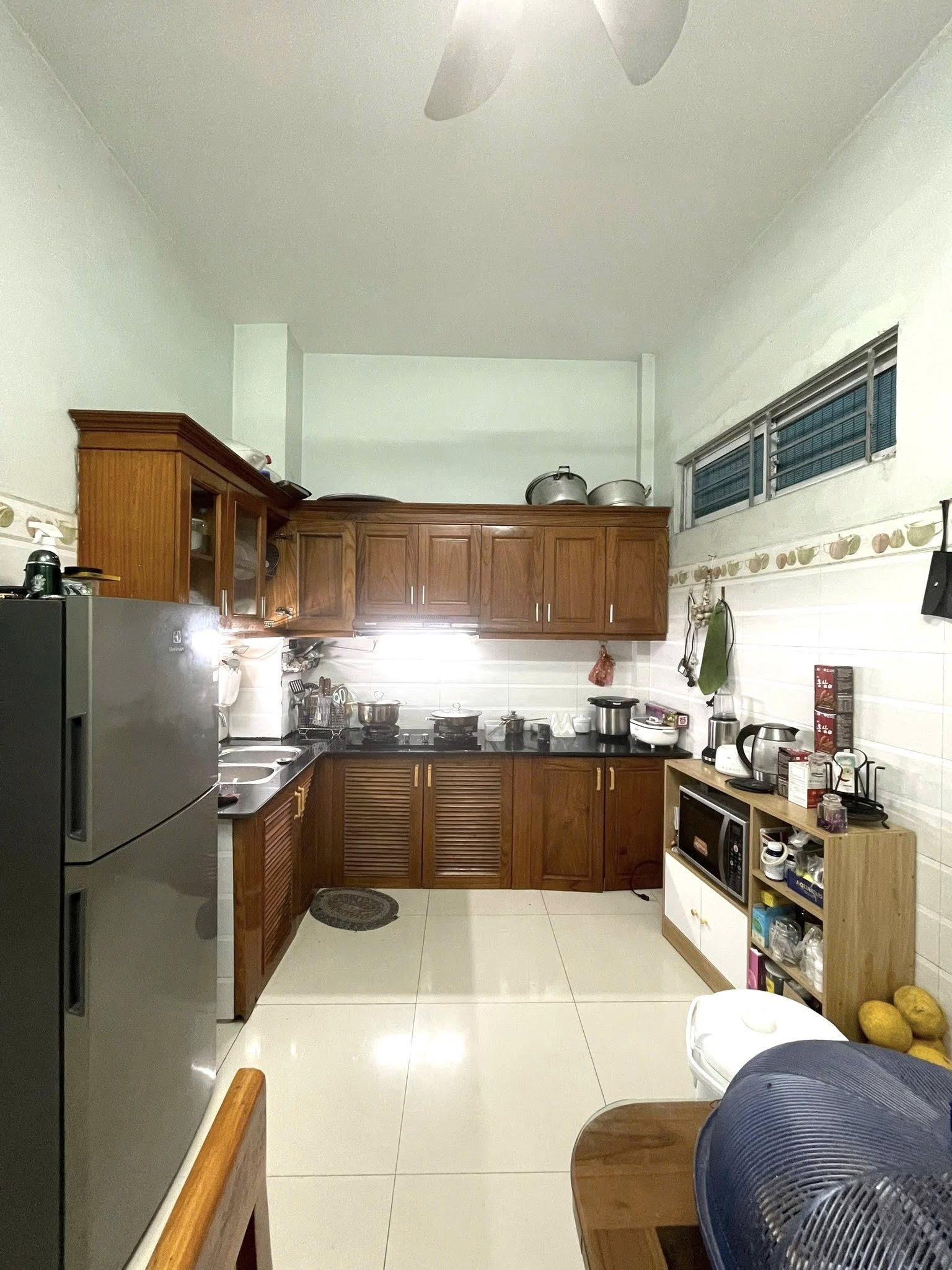 BÁN NHÀ PHÂN LÔ VỈA HÈ KHUẤT DUY TIẾN, DT40M2 5T, OTO TRÁNH, KINH DOANH, VP, NHỈNH 20 TỶ 15993396