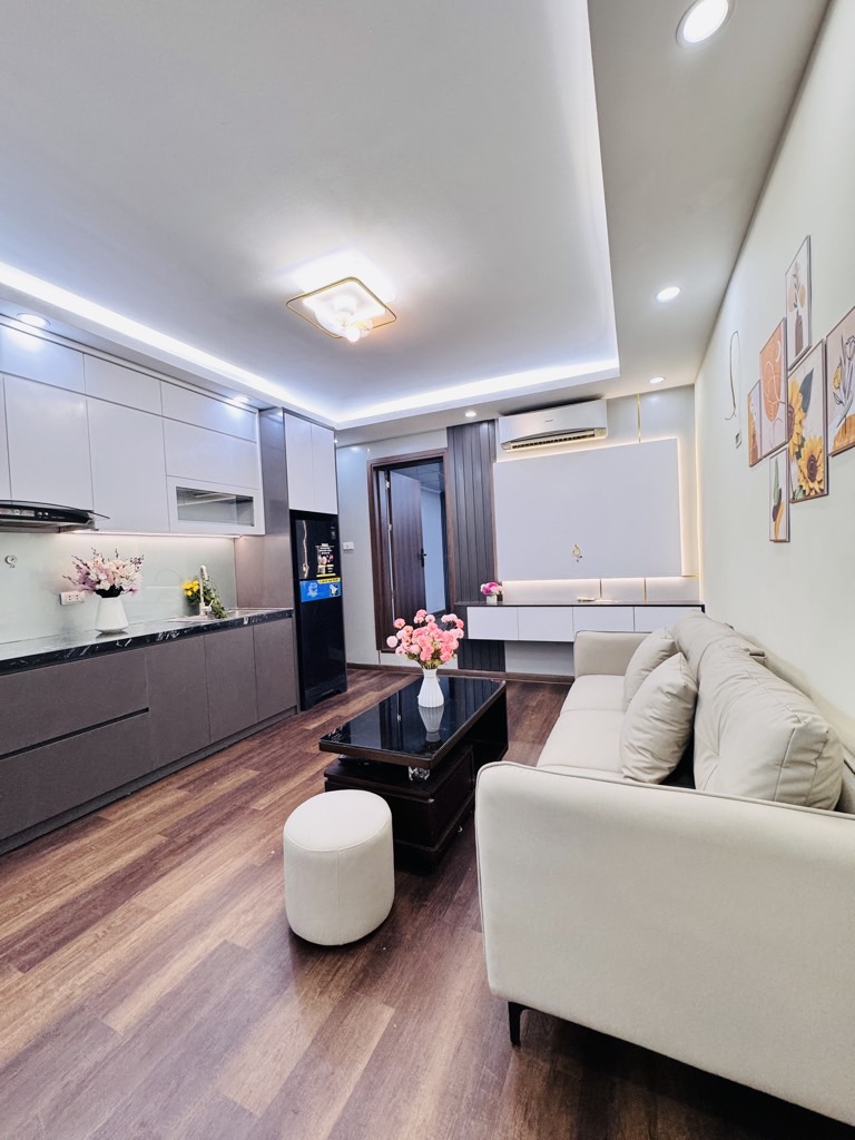 Bán tập thể QUỳnh MAi  68 m 2 ngủ 2 wc cụcw hiếm oto đỗ cổng chỉ nhỉnh 3 tỷ 15993429