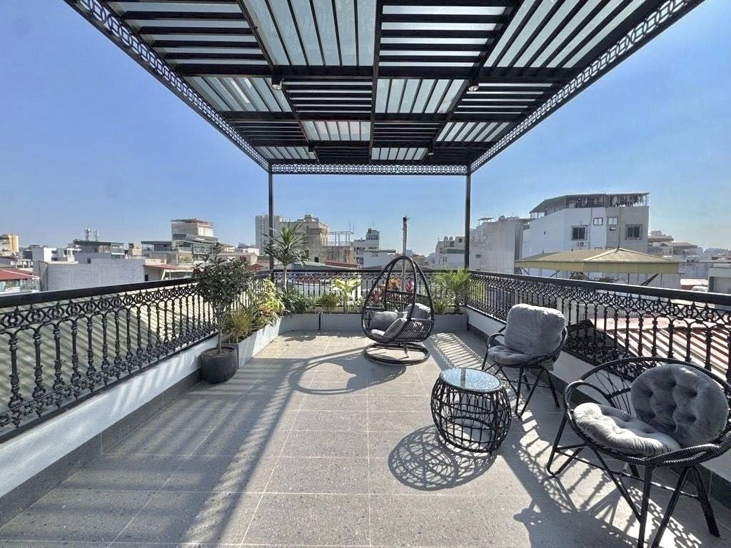 Bán nhà 6 tầng thang máy Hoàng Hoa Thám, Ba Đình, nhà xây mới, sẵn nội thất, 38m, 11.3 tỷ 15993432