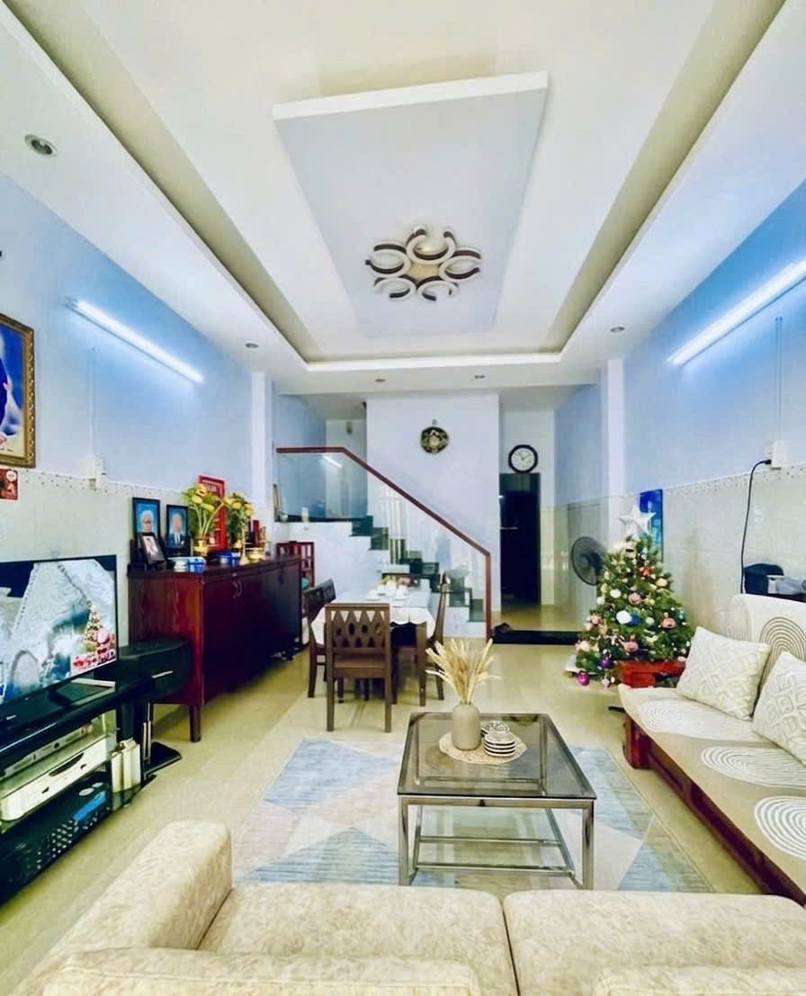 Nhà Đường B3 Tây Thạnh - DTSD 120 m2 - 3 tầng - chỉ nhỉnh 6 tỷ - hxh 15993479