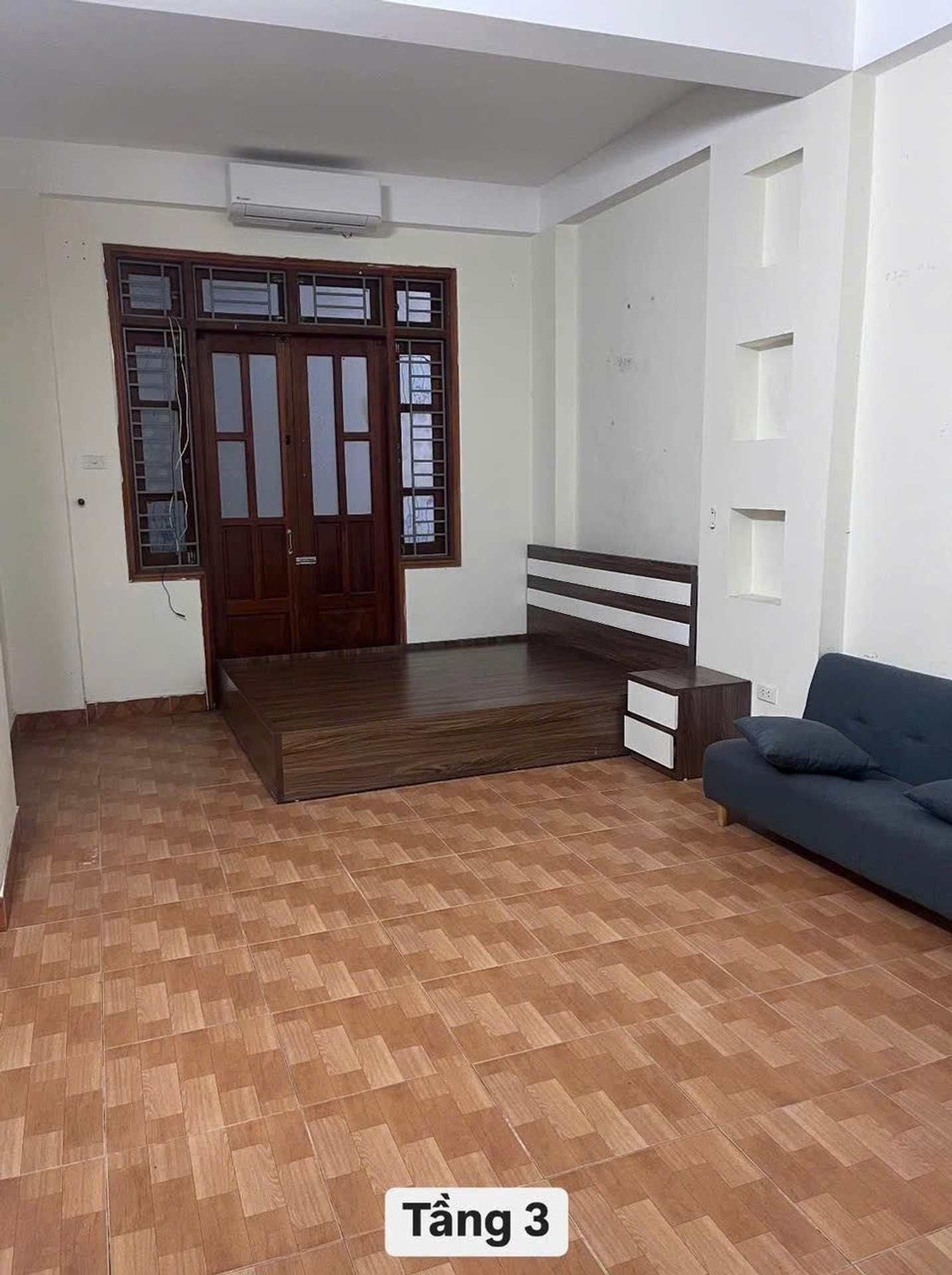 BÁN ĐẤT TẶNG NHÀ NHANH TAY THÌ KỊP CHẬM TÂY THÌ MẤT  15993494