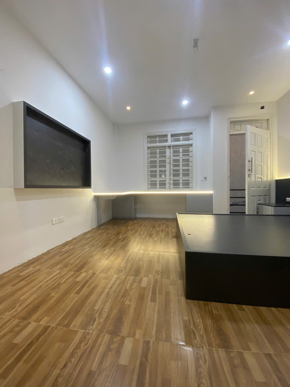 NHÀ NGỌC THỤY 30M² – 3 TẦNG – Ô TÔ QUA CỔNG – Ở NGAY 15993524