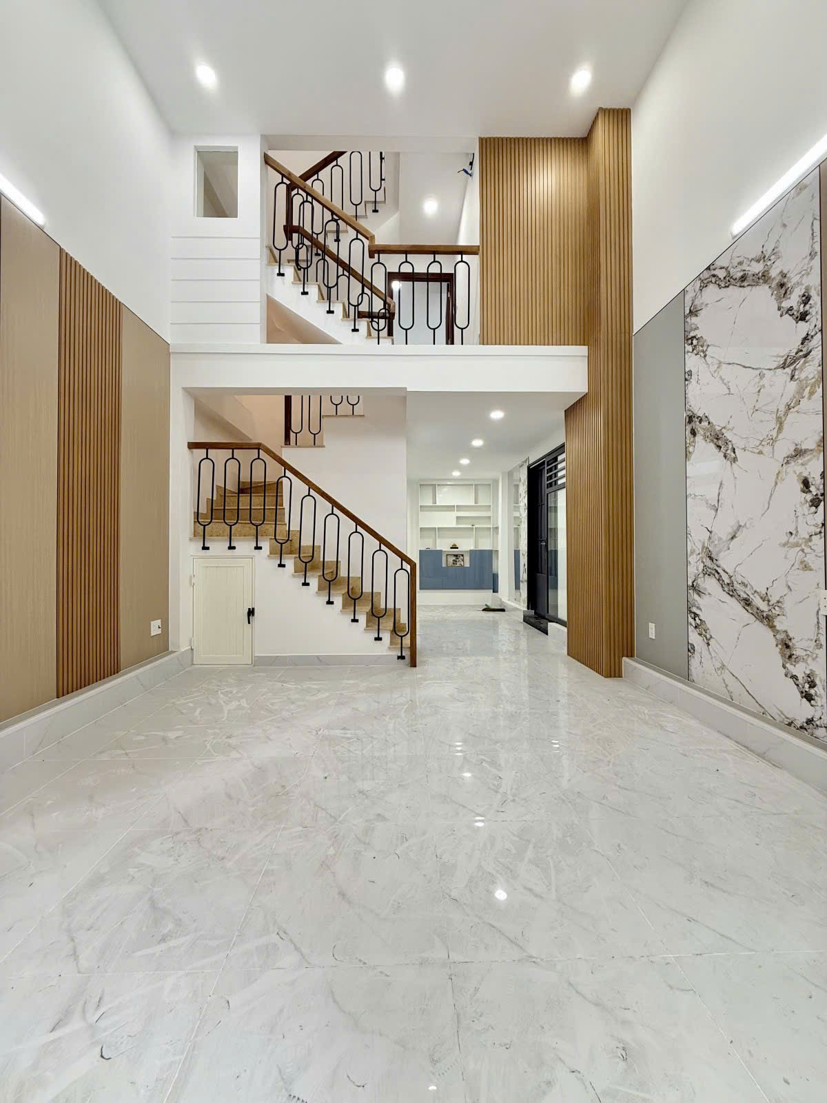 Bán Nhà Quận 3 - Lê Văn Sỹ - Hẻm Xe Hơi Sát Nhà - 48M - 3PN - Nhỉnh 8 Tỷ  15993529