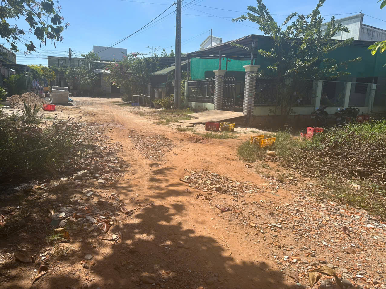 Bán 12m x 25m đất thổ cư KDC Ba Đăng, Tân Hải, LaGi giá ngộp 1.65 tỷ 15993533