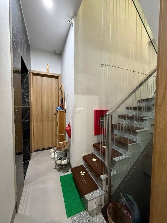 Cần Bán Tòa Nhà 8 Tầng Thang Máy Phố Trung Liệt Đống Đa 45m2  8 Tầng MT 5m Giá Hạ Chào 367 triệu m2 15993542