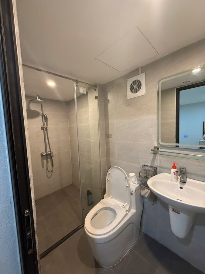 Cần Bán Tòa Nhà 8 Tầng Thang Máy Phố Trung Liệt Đống Đa 45m2  8 Tầng MT 5m Giá Hạ Chào 367 triệu m2 15993542