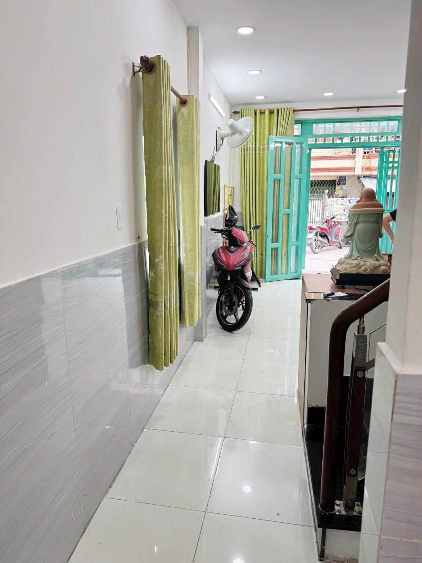 BÊN HÔNG TÊN LỬA ( BÌNH TRỊ ĐÔNG) hẻm 7m thông tứ phía 15993547