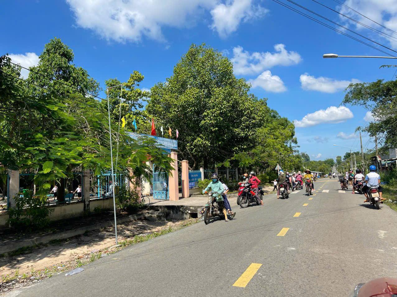 🚨 349TR SỞ HỮU ĐẤT TRUNG TÂM ĐỊNH HIỆP – MẶT TIỀN, DÂN KÍN, Ở NGAY!
 15993548