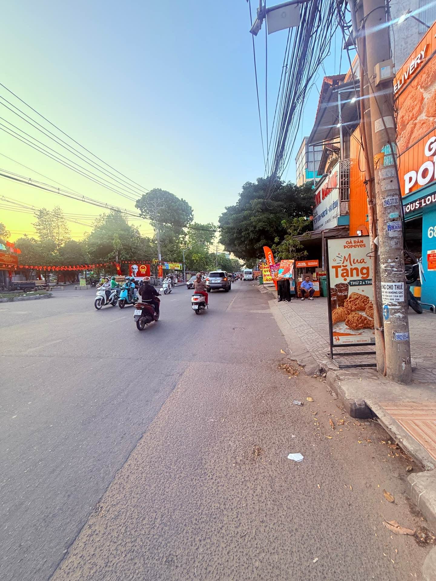 NGAY KHU CÔNG NGHIỆP TÂN BÌNH ( Tân Phú) - MẶT TIỀN KINH DOANH CN1 - DIỆN TÍCH KHỦNG 5.10x20M 15993567