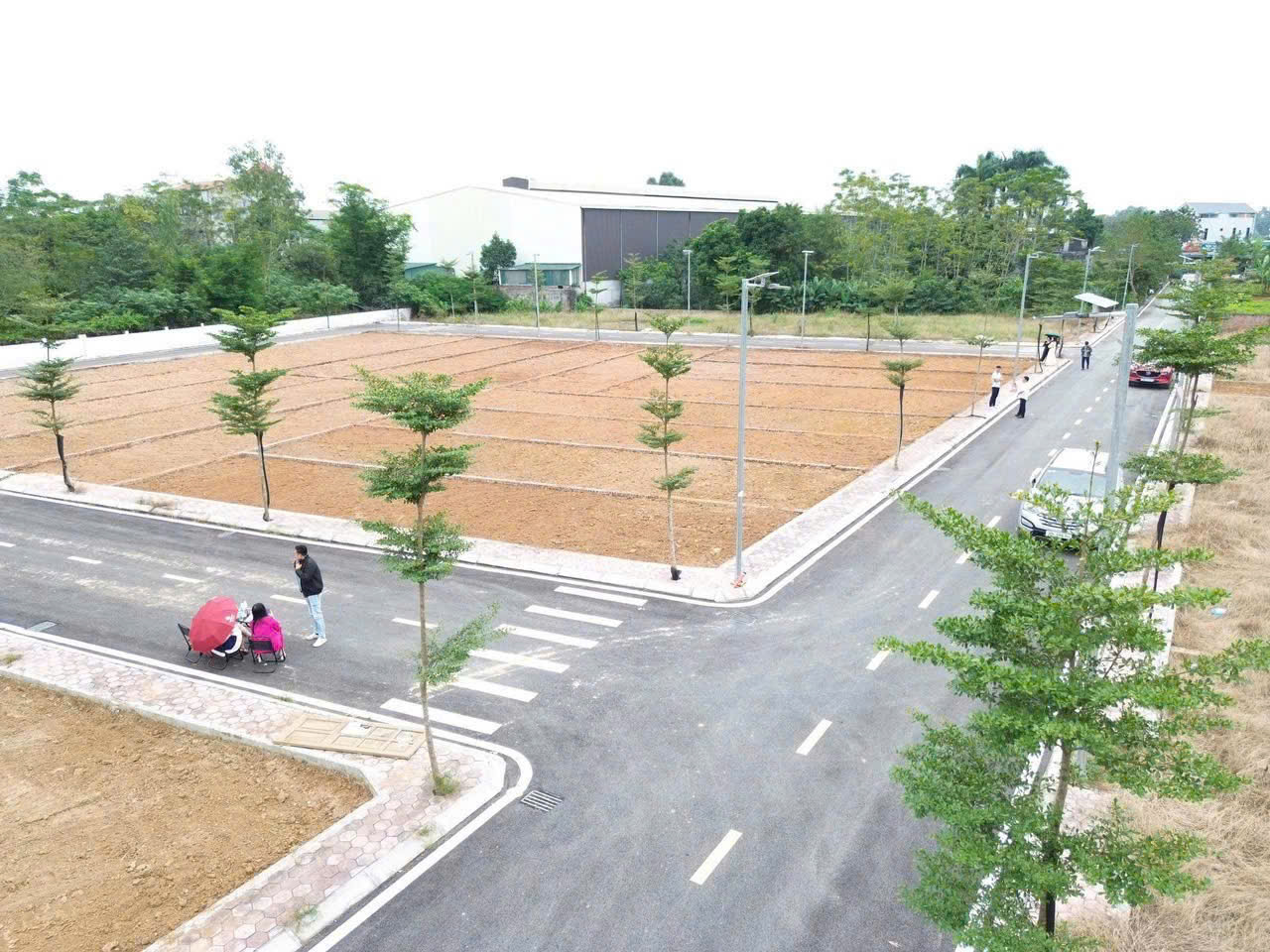 Chính Chủ Bán đất Liền Kề : 101.7m2 đất fun thổ cư. 4.x tỷ . Thôn 7 Phú Cát / Hòa Lạc/ Hà Nội, lh 15993582