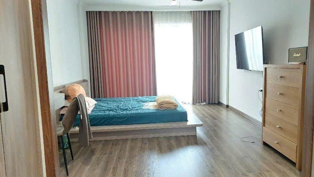 Nhà Dân Xây 2022 Ngõ 173  Hoàng Hoa Thám 34m2 xây  5 Tầng  Giá  8 Tỷ  giá có thương lượng 15993585