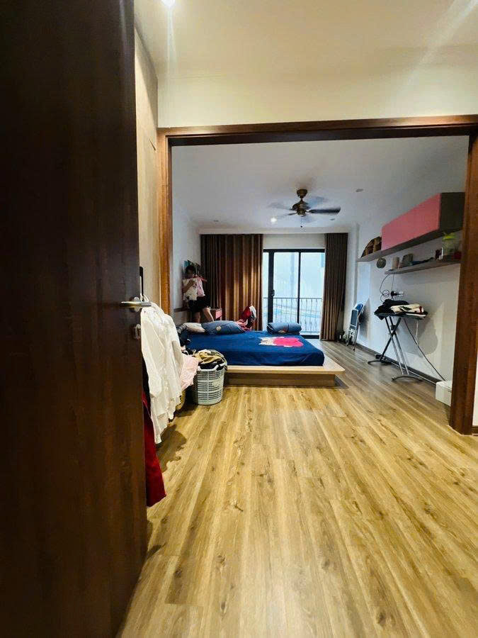 Nhà Dân Xây 2022 Ngõ 173  Hoàng Hoa Thám 34m2 xây  5 Tầng  Giá  8 Tỷ  giá có thương lượng 15993585