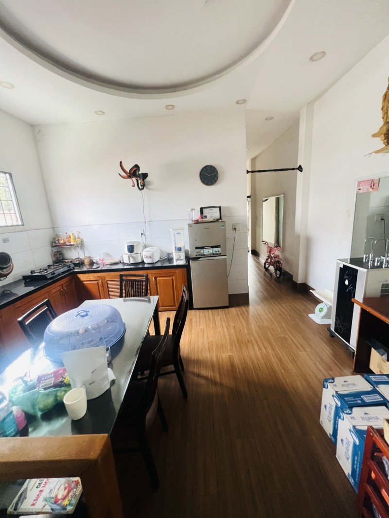 Bán nhà Mặt tiền Tô Ký - ngay Ngã tư Nguyễn Ảnh Thủ, 5x31m, 2 Tầng - 3 PN, chỉ 15,8 tỷ. 15993611