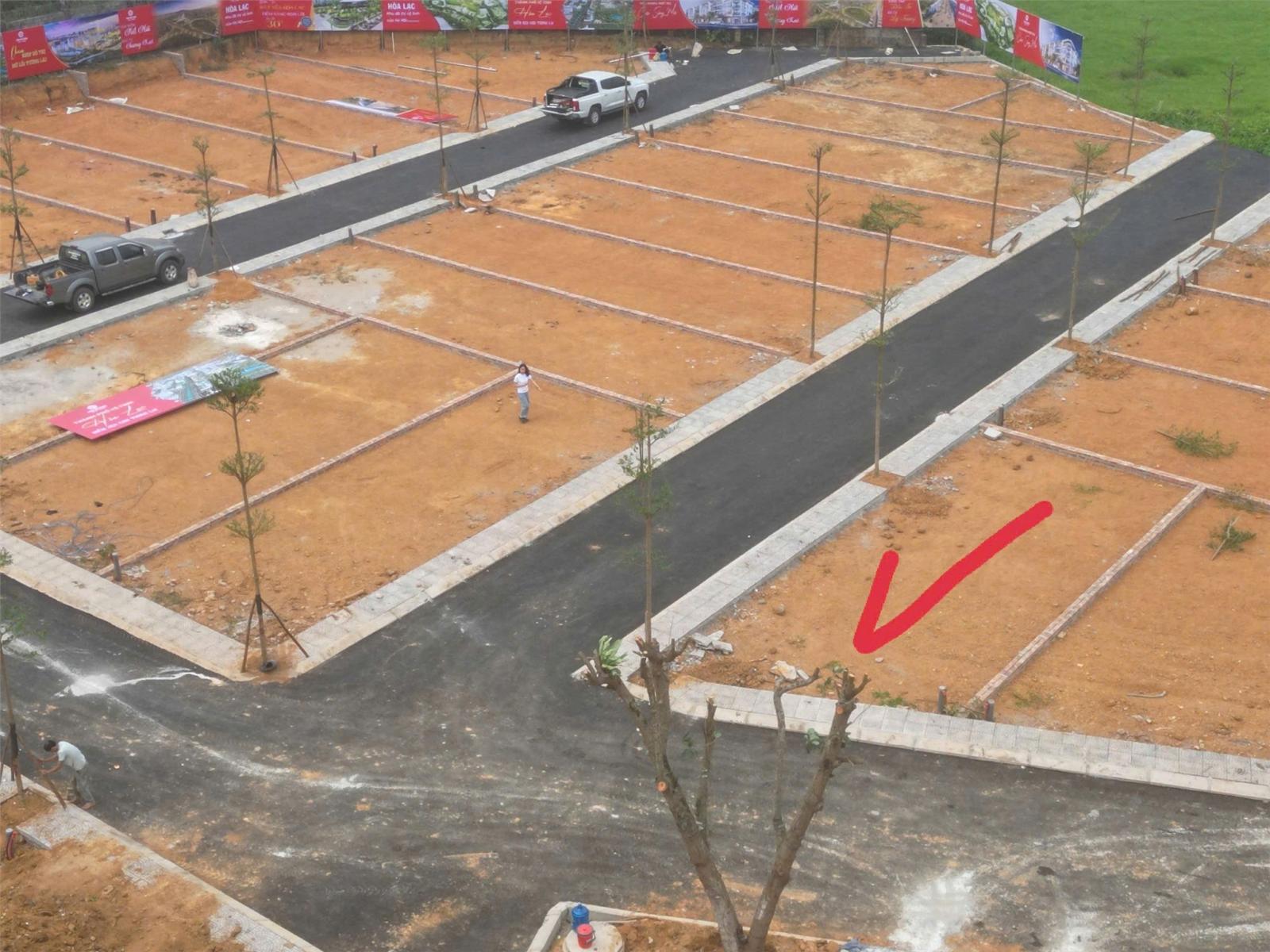 Đất mặt đường làn 2 của QL21, trung tâm mới của đô thị vệ tinh Hòa Lạc.
Giá chỉ nhỉnh 3 tỷ, pháp 15993668