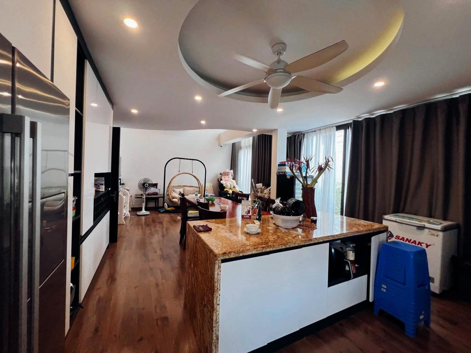 🏤 Hoàng Cầu - Lô Góc - Ô Tô Tránh - Kinh Doanh Tốt - 68m - 7 Tầng - MT 6m - 33,5 Tỷ
 15993677