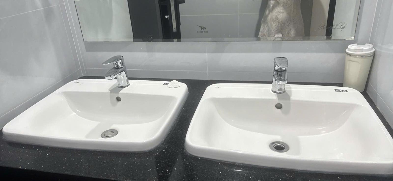 Cho thuê văn phòng làm việc nhà mới xây, không gian chuyên nghiệp, tiện nghi đầy đủ tại Tân Phú 15993678