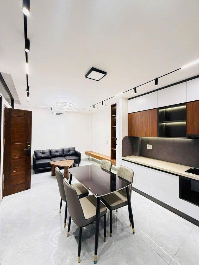 SIÊU PHẨM BỒ ĐỀ, 5 TẦNG, MT 4.5M Ô TÔ ĐỖ CỔNG - FULL NỘI THẤT - CHỈ NHỈNH 8 TỶ 15993689