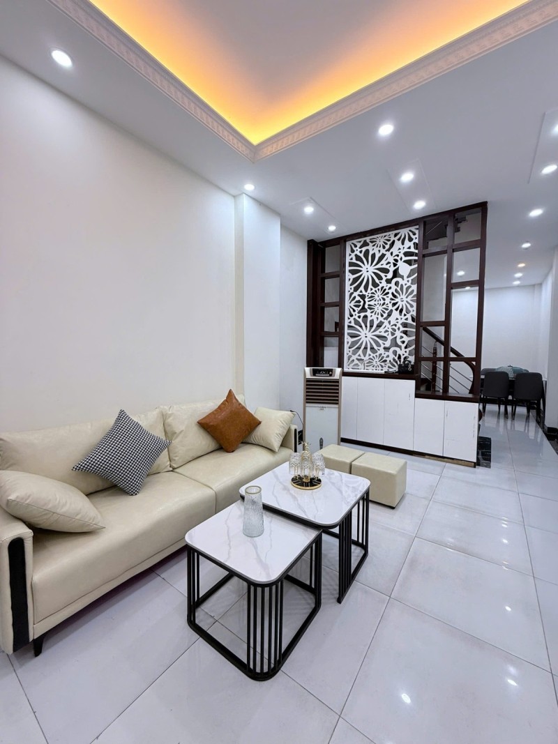 NHÀ NGỌC THỤY 36.5M² – 4 PHÒNG NGỦ – Ô TÔ ĐỖ CỬA, NỘI THẤT ĐẲNG CẤP 15993702