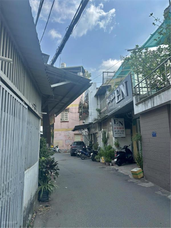 Nhà 4 tầng - Hẻm 80 Dương Quảng Hàm - (4x13) - Thông xe hơi, kinh doanh - 8 tỷ bớt lộc 15993771