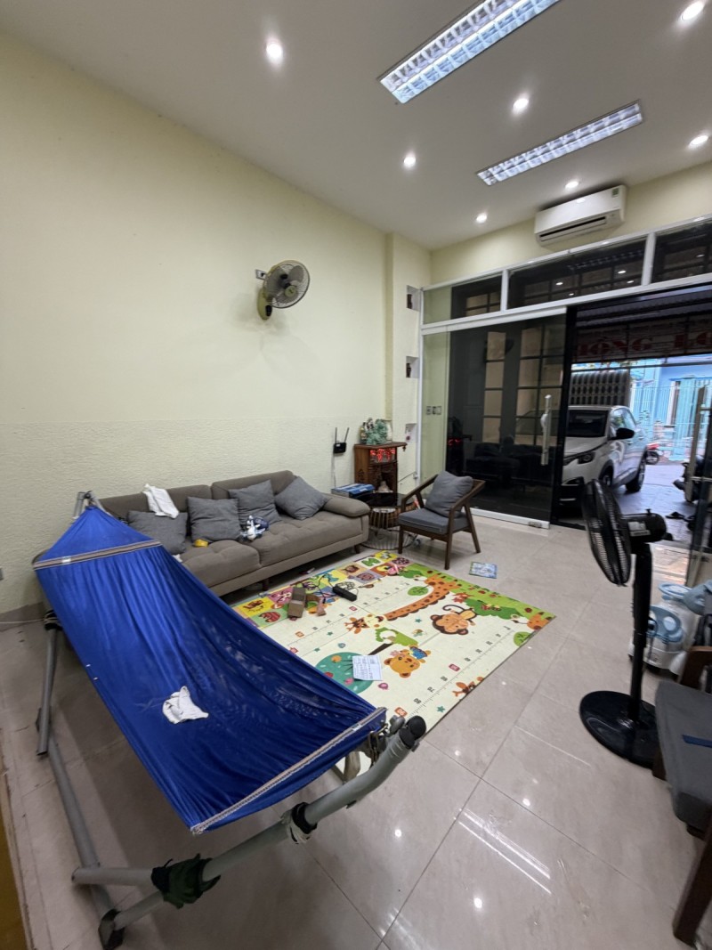 Mặt tiền Thủ Khoa Huân, gần biển Mỹ Khê, nhà 3 tầng 114m2 hạ chào 1.5 tỷ, chỉ còn 14.3 tỷ 15993793