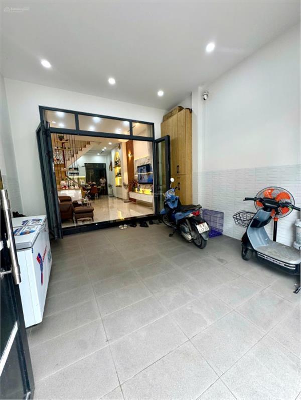 Bán nhà riêng ở Nguyễn Văn Khối, 10,6 tỷ, 63,7m2, 4PN, 3WC 15993810