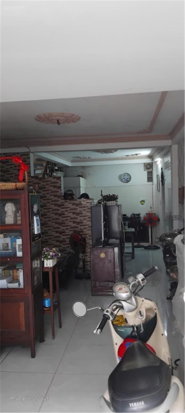 Nhà hẻm 80 tại Dương Quảng Hàm P5.GV dt 4,8x12m (cn 62,7m2) nở hậu 8,5m gần Đại Học Văn Lang 8 tỷ 15993812