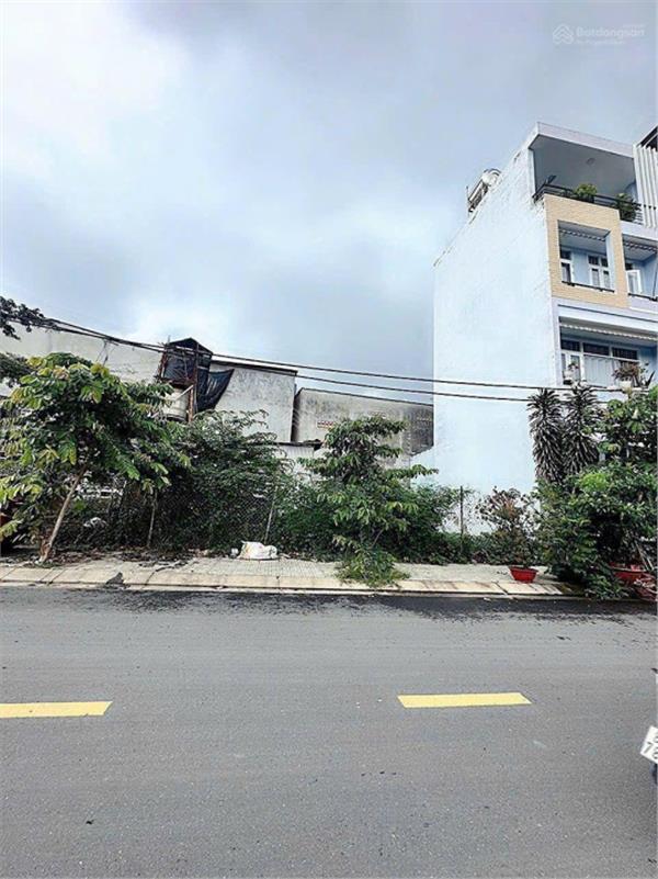 Bán lô đất gần Đại Học Văn Lang - HXH Dương Quảng Hàm, P6, Gò Vấp DT 4.6x16m, giá 7.5 tỷ 15993814