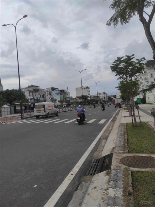 Bán lô đất gần Đại Học Văn Lang - HXH Dương Quảng Hàm, P6, Gò Vấp DT 4.6x16m, giá 7.5 tỷ 15993814