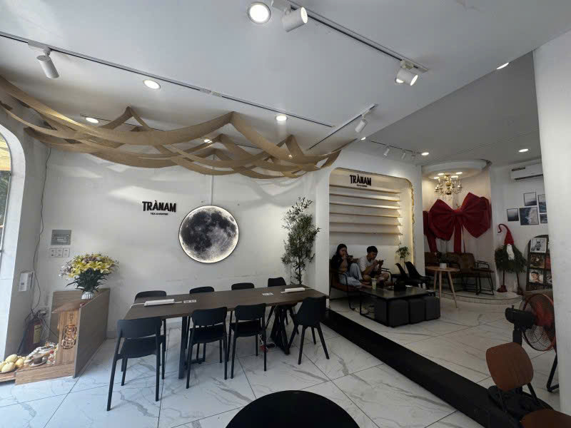 Bán nhà lô gốc KD cafe 3 lầu hẻm 616 Lê Đức Thọ 116m2 ngang 5.5m BÁN GẤP chỉ 18.9 tỷ. 15993817