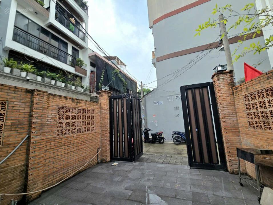 HXH sát MT Quang Trung. Ngang 6m công nhận 121m2. Giá chỉ ~ 75tr/m2 tin thật 100% 15993820