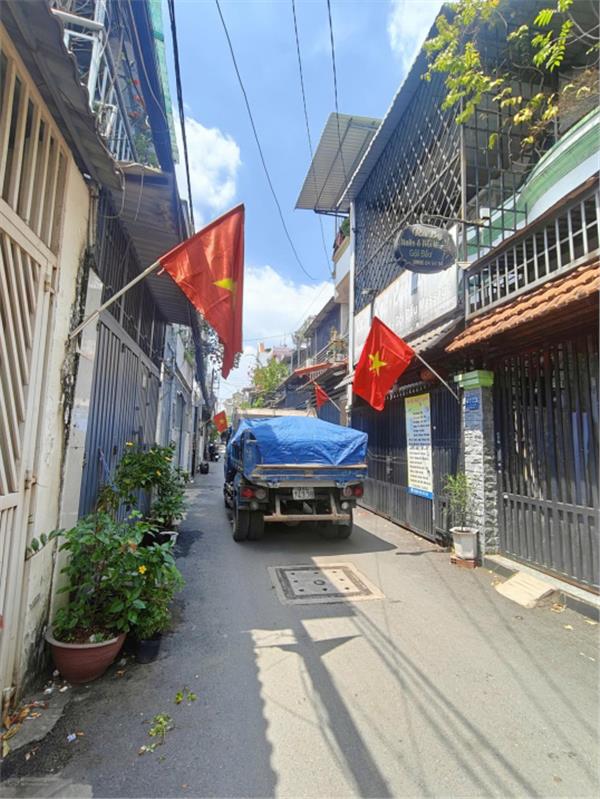 HXH sát MT Quang Trung. Ngang 6m công nhận 121m2. Giá chỉ ~ 75tr/m2 tin thật 100% 15993820