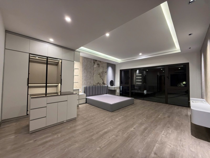 Bán nhà Ngọc Thuỵ,Long Biên 5 tầng,66m,mt5m gần phố nhỉnh 11 tỷ  15993825