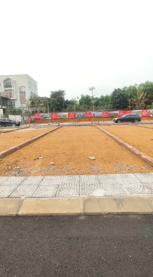 Chính chủ bán lô đất 102m2 full thổ cư cạnh Trường Cao đẳng Nghề giá tốt 15993860