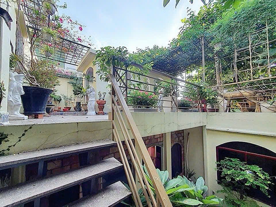 HIẾM NGANG 18M*13M - BÁN BIỆT THỰ 3 TẦNG Đ.ĐỒNG NAI TƯƠNG LAI RA MẶT TIỀN Đ.BẮC HẢI, P.15, QUẬN 10 15993871