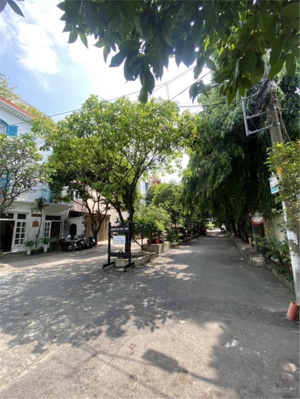 Duy nhất 1 lô đất hẻm 496 Dương Quảng Hàm 4x17m CN 67m2. Xây 6 tầng. Hẻm 6m thông ra mặt tiền 8,3tỷ 15993874