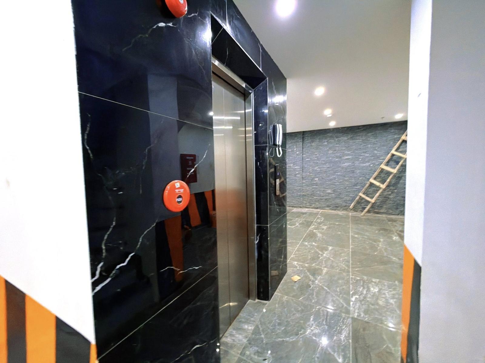 ĐƯỜNG LÁNG 65M 7T MT4,6M NHỈNH 23 TỶ- NGÕ THÔNG - 18 CĂN HỘ FULL NỘI THẤT-PCCC ĐẦY ĐỦ 15993880