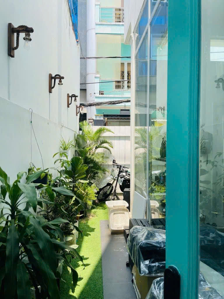 HIẾM BÁN NHÀ 4 TẦNG CĂN GÓC 2 MẶT TIỀN HXH 6M Đ.LÊ THỊ RIÊNG, QUẬN 1- DT 7M*15M VUÔNG ĐẸP- KHAI 15993922