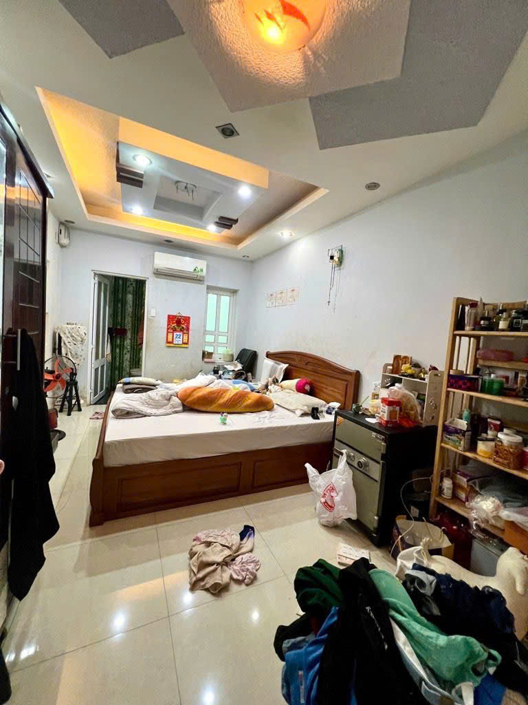 TRUNG TÂM  Q.8 NHUYỄN THỊ TẦN p.2 SÁT CHƠ RẠCH ÔNG HẺM THÔNG TỨ HƯỚNG 15993931