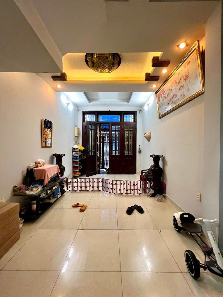 TRUNG TÂM  Q.8 NHUYỄN THỊ TẦN p.2 SÁT CHƠ RẠCH ÔNG HẺM THÔNG TỨ HƯỚNG 15993931