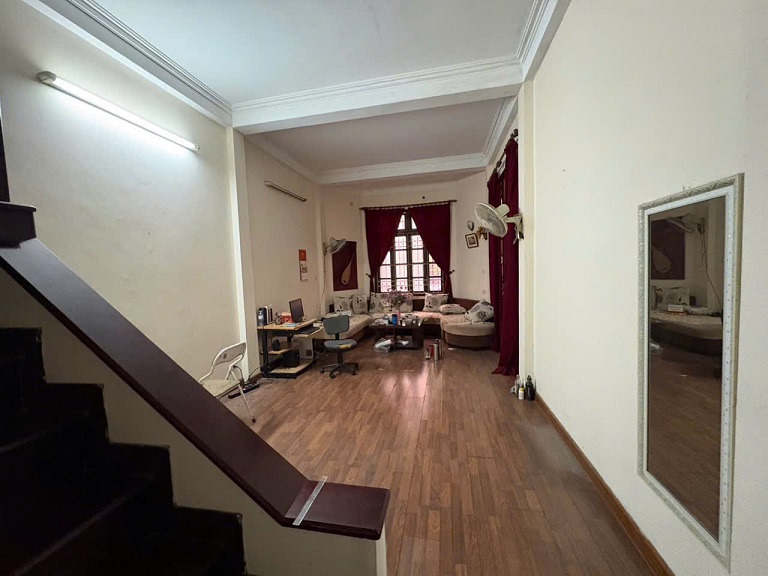 Cho thuê nhà: đ/c 145 ngõ Quan thổ 1, phường Ô chợ dừa, Hà Nội. 15993944