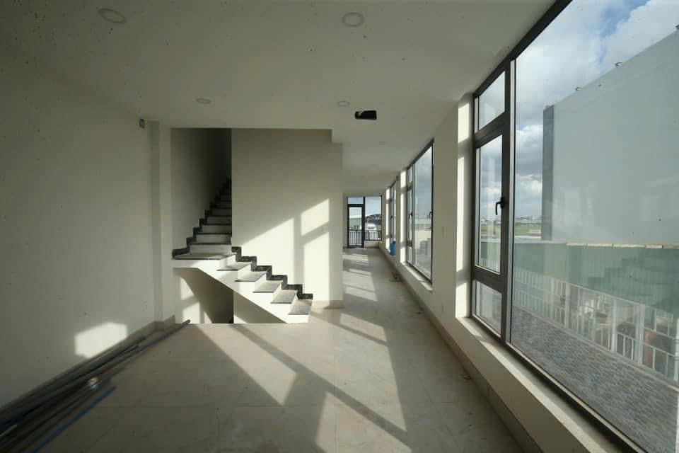 ►  Bán tòa nhà mặt tiền Phạm Văn Bạch, P15, Tân Bình 15994004