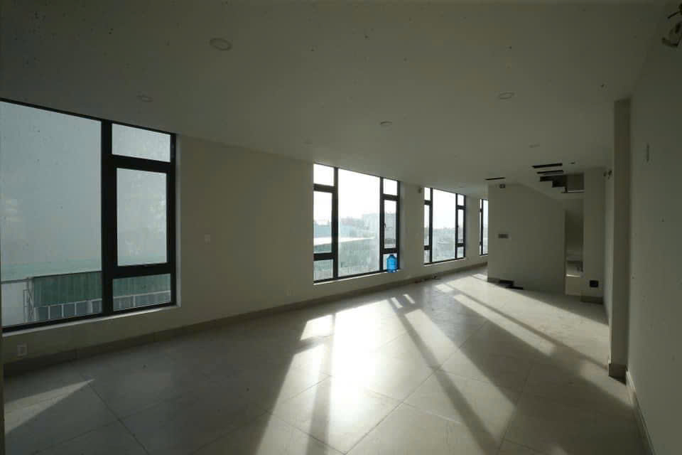 ►  Bán tòa nhà mặt tiền Phạm Văn Bạch, P15, Tân Bình 15994004