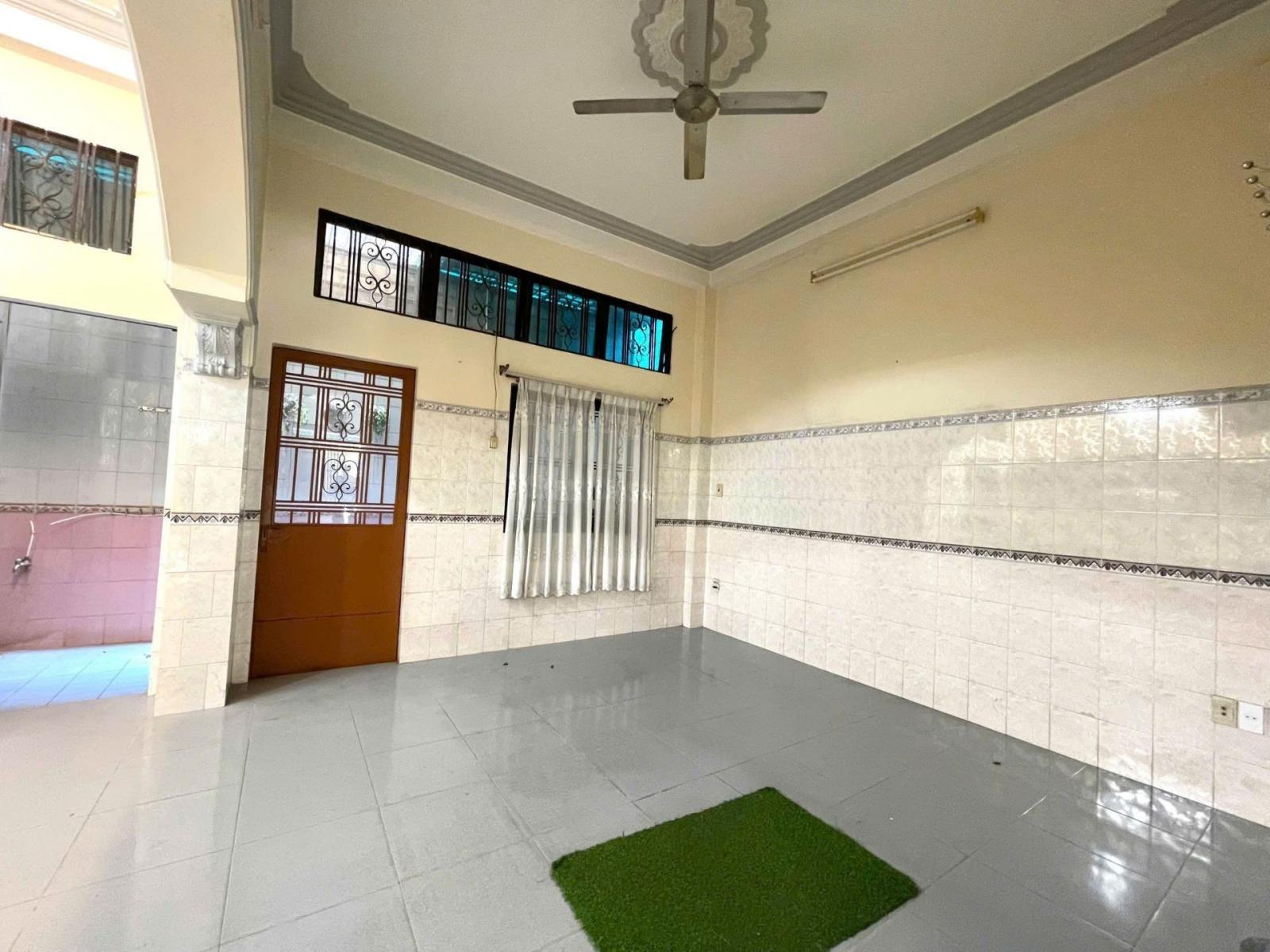 Bán nhà mặt tiền 4 tầng Aeon Mall Bình Tân 8x20 ngay  khu Tên Lửa- 0931172218 15994044