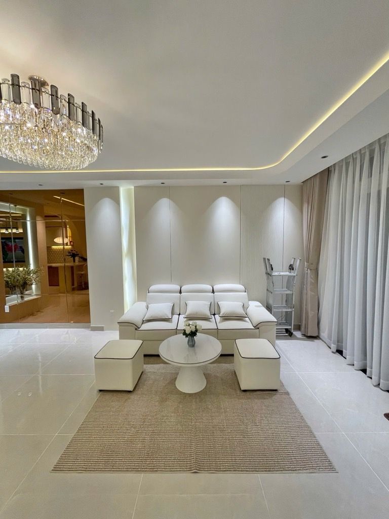 BÁN NHÀ LÔ GÓC 2 MẶT HẺM – LẠC LONG QUÂN 15994049