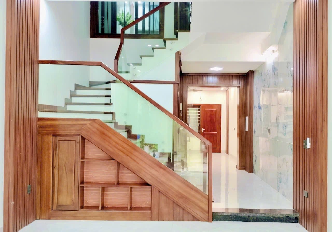 Bán nhà 4 tầng thang máy đẹp, KĐT An Phú, ph Lê Thanh Nghị, TP HD, 67.5m2, 4 ngủ, gara oto 15994063