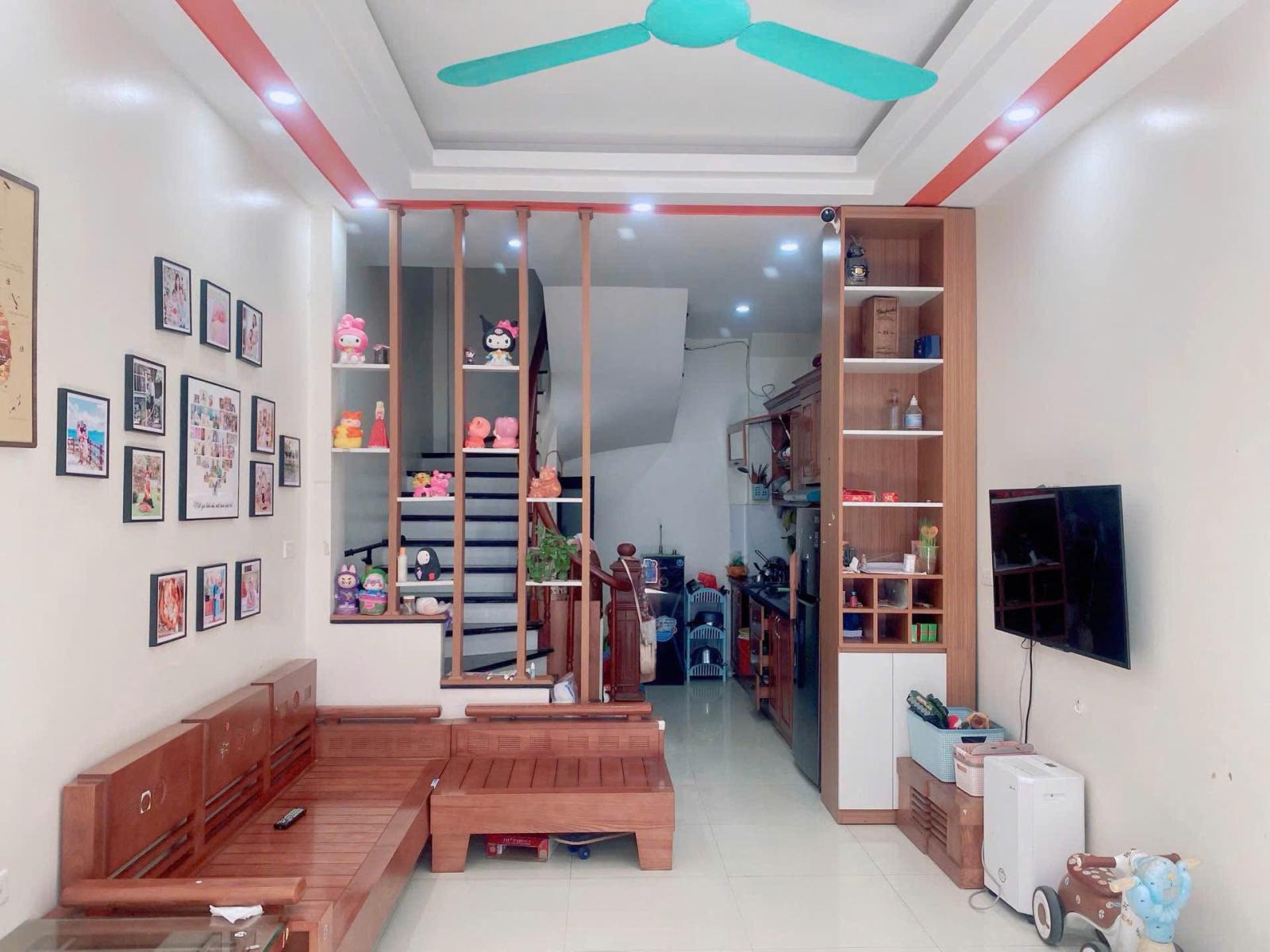 Siêu phẩm Quang Tiến - oto đỗ cổng - vài bước ra Vincom Tây Mỗ 15994116