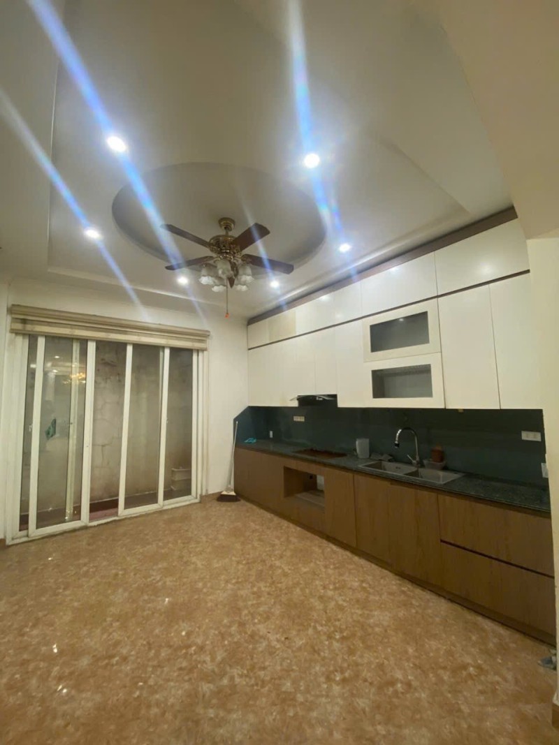 Bán nhà Thạch Bàn,Long Biên 5 tầng,52m oto vào nhà nhỉnh 10 tỷ 15994119