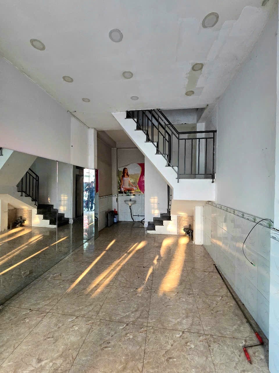 MẶT TIỀN VĂN CAO – 3 TẦNG – CHỈ 5.3 TỶ – KINH DOANH NGAY!
 15994124