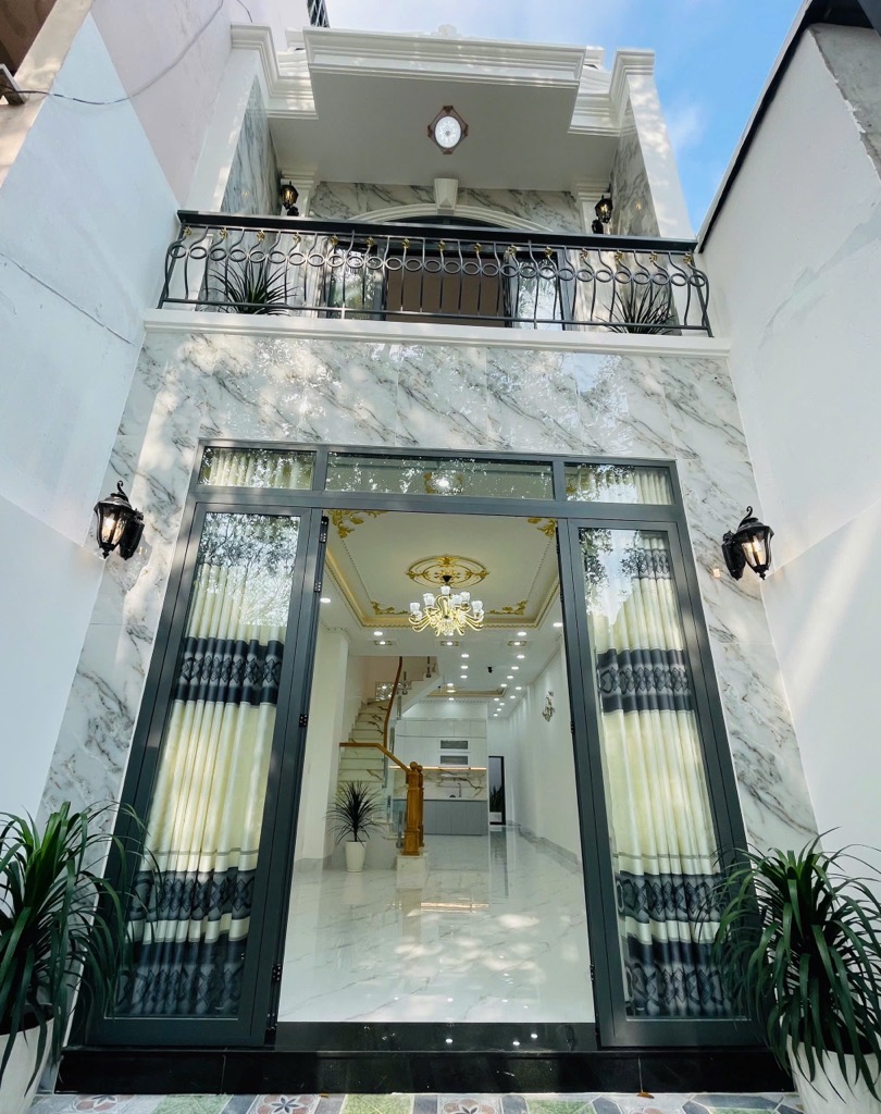 NHÀ 3 TẦNG 90M2 - 2 MẶT TIỀN - NHÀ ĐẸP Ở NGAY - SAU CHỢ  - GIÁ 8 TỶ 15994134