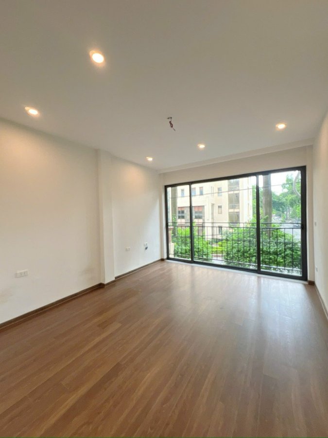 Bán Nhà Vũ Hữu. Thanh Xuân. 2 Mặt Ngõ. Ô Tô. DT 53m2. MT 3.9m. 4 Tầng. Giá 18.5 Tỷ. 15994209